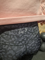 Load image into Gallery viewer, Leopard Luxe Leggings
