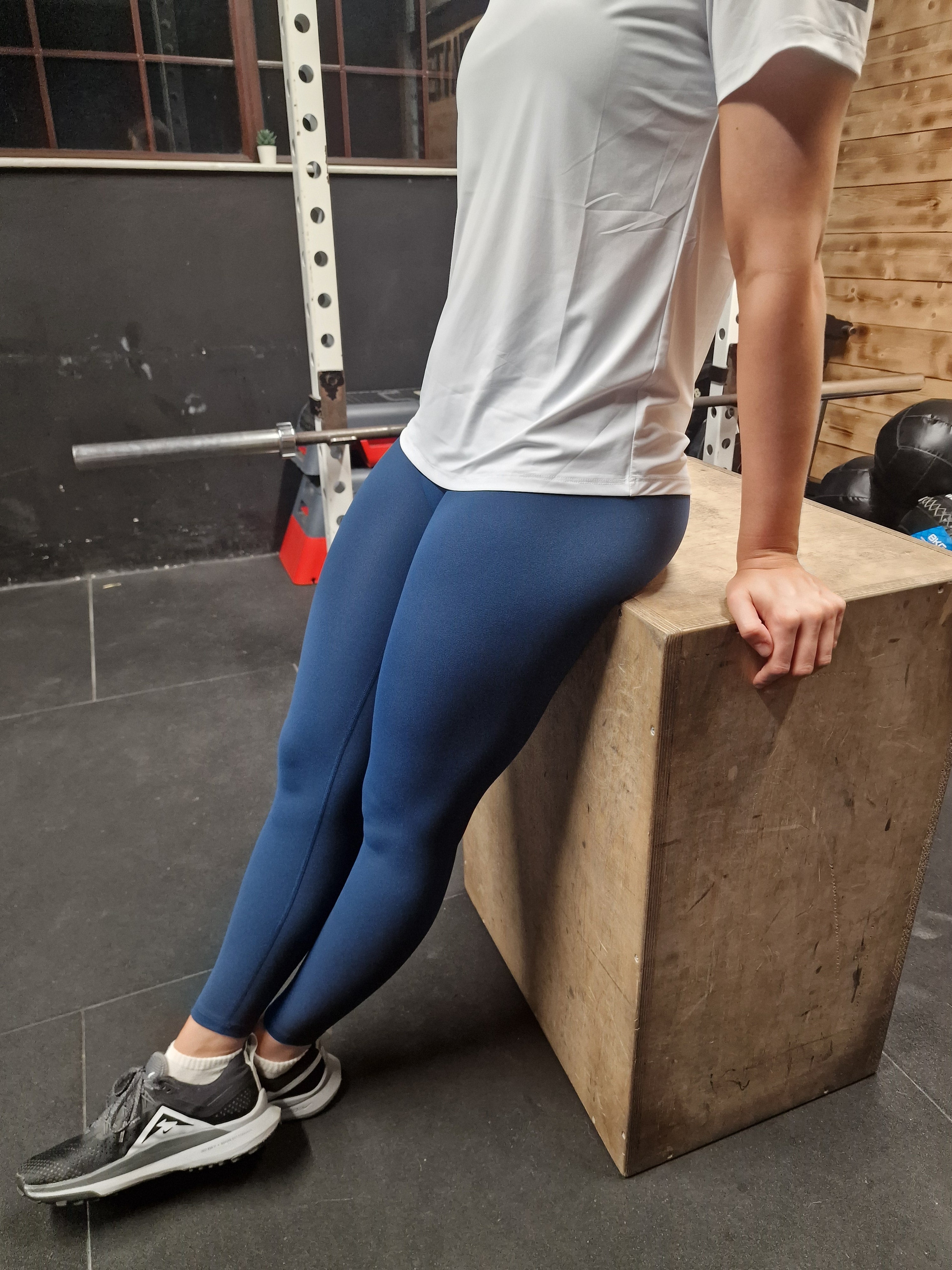Core Blue leggings