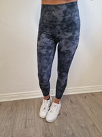 Load image into Gallery viewer, Tie-Dye leggings
